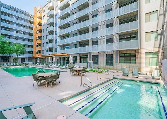 Phx Retreat Pool Gym Balcony Parking Phoenix
